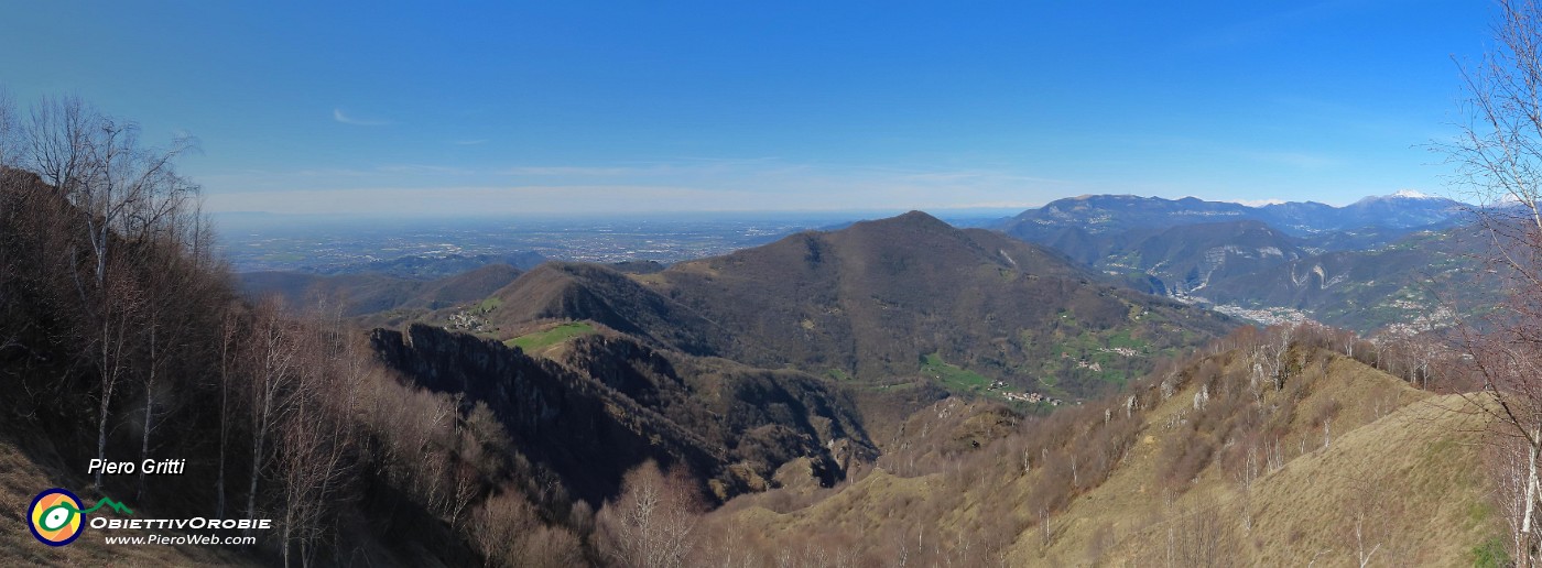 52 Vista panoramica verso Canto Alto-Linzone-Resegone.jpg